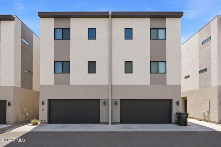 2727 E THOMAS Road #5, Phoenix, AZ