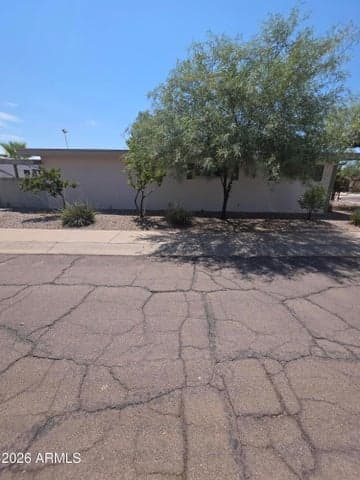 725 E BRENDA Drive, Casa Grande, AZ