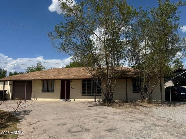 3242 W SELLS Drive, Phoenix, AZ