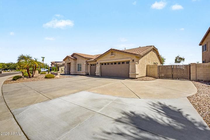 8729 W TONOPAH Drive, Peoria, AZ