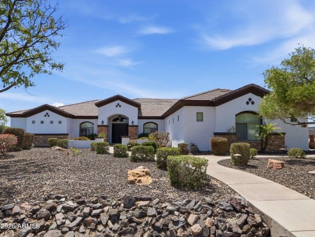 18135 W MISSOURI Avenue, Litchfield Park, AZ