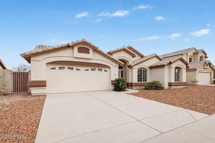8815 W PORT AU PRINCE Lane, Peoria, AZ
