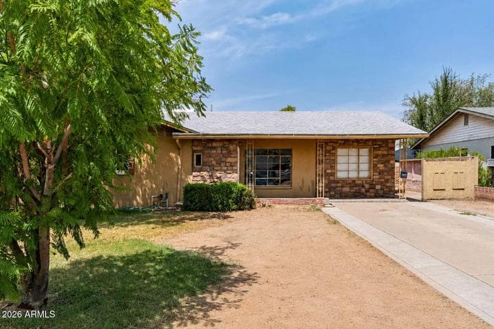 2040 E WHITTON Avenue, Phoenix, AZ