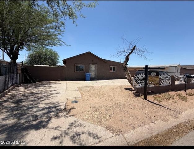 1709 E ENCINAS Lane, Phoenix, AZ