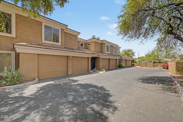 1411 E ORANGEWOOD Avenue #205, Phoenix, AZ