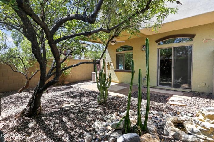2725 E Mine Creek Road #1025, Phoenix, AZ