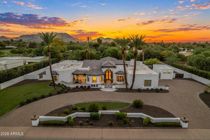 9016 N 60TH Street, Paradise Valley, AZ