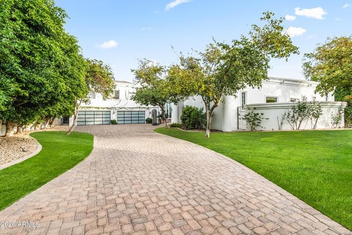 4725 N LAUNFAL Avenue, Phoenix, AZ