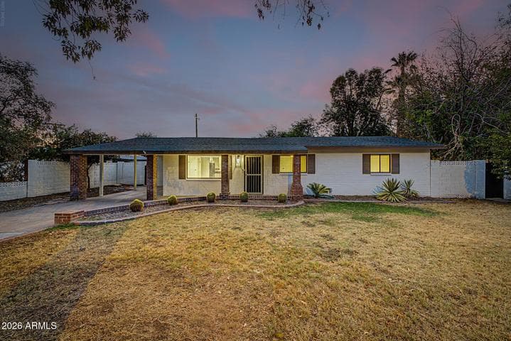 8744 N 6TH Drive, Phoenix, AZ