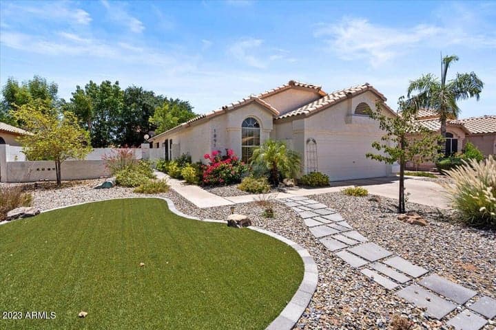 1891 W LONGHORN Drive, Chandler, AZ