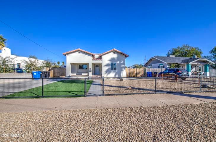 415 N 17TH Drive, Phoenix, AZ