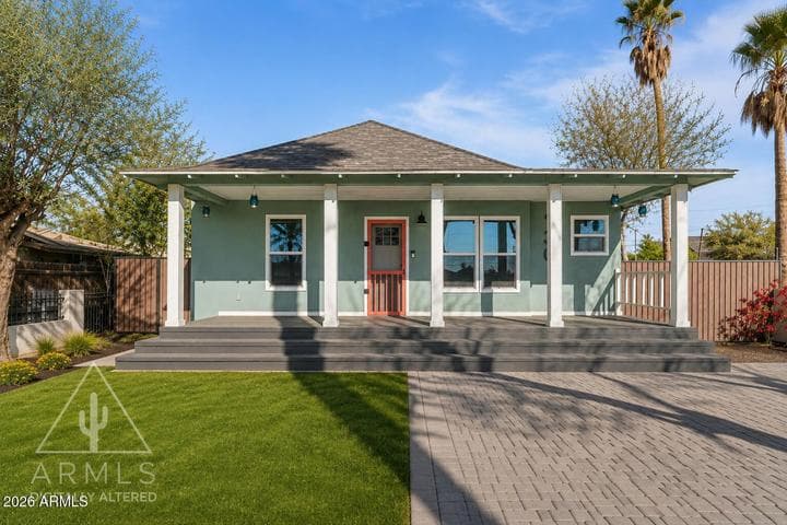 930 E TAYLOR Street, Phoenix, AZ