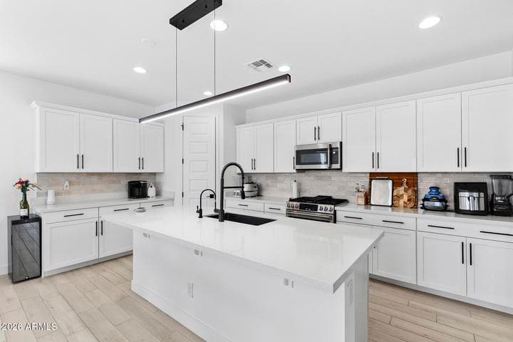 4007 N 101ST Drive, Avondale, AZ