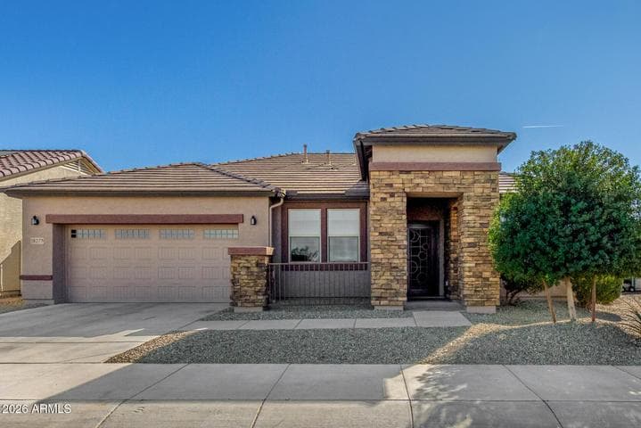 18275 W CEDARWOOD Lane, Goodyear, AZ