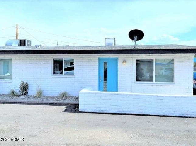 3141 N 37th Street #Apt 11, Phoenix, AZ