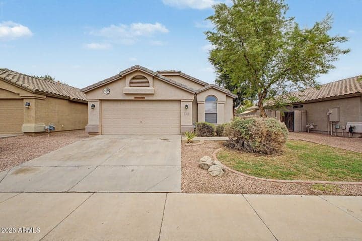 43924 W Cahill Drive, Maricopa, AZ