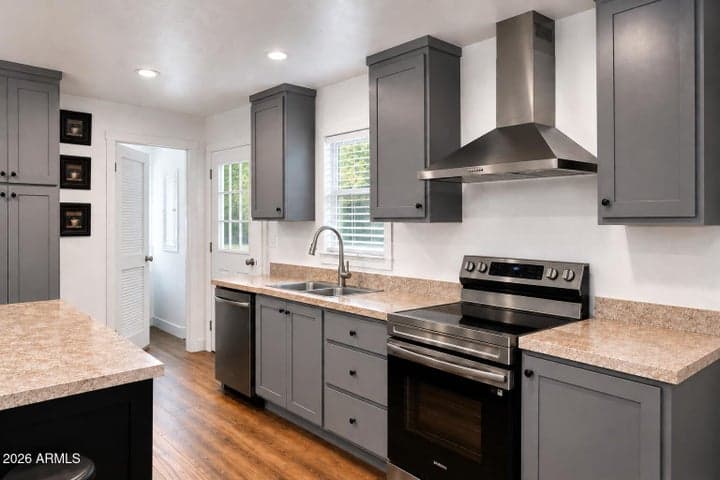 2060 N Center Street #401, Mesa, AZ