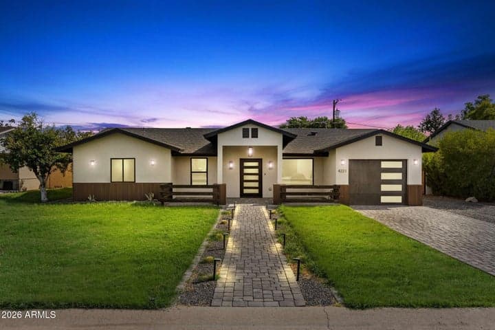 4221 E MULBERRY Drive, Phoenix, AZ