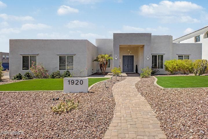 1920 E AURELIUS Avenue, Phoenix, AZ