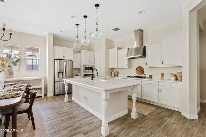 224 W FELLARS Drive, Phoenix, AZ
