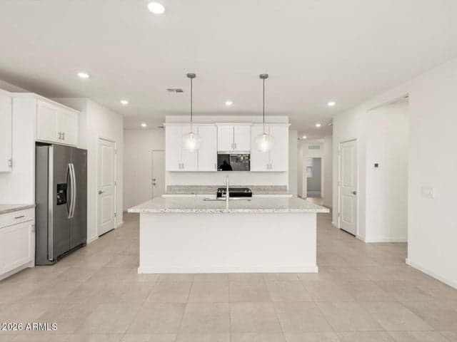 15603 W HONEYSUCKLE Drive, Surprise, AZ