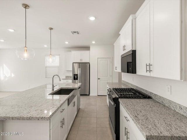 15641 W HONEYSUCKLE Drive, Surprise, AZ