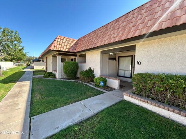 195 N COTTONWOOD Street #18, Chandler, AZ