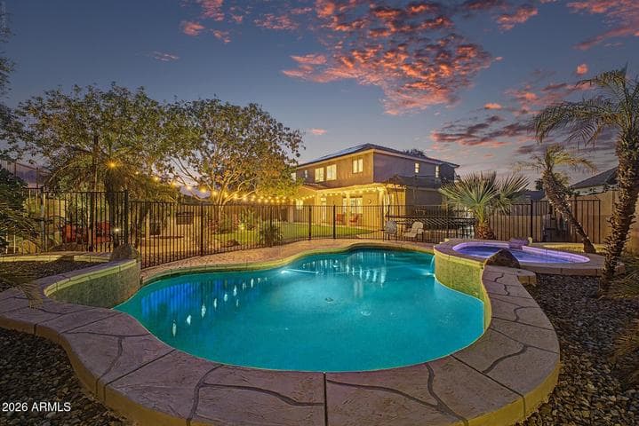 1829 E BEVERLY Road, Phoenix, AZ