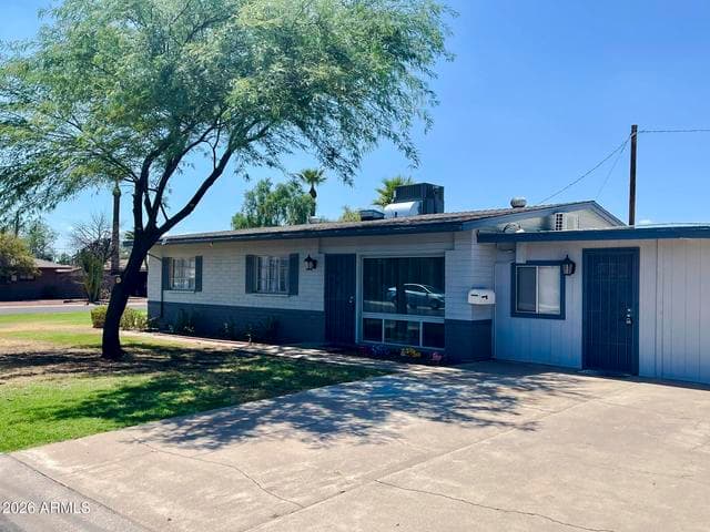 3824 N 8TH Avenue, Phoenix, AZ