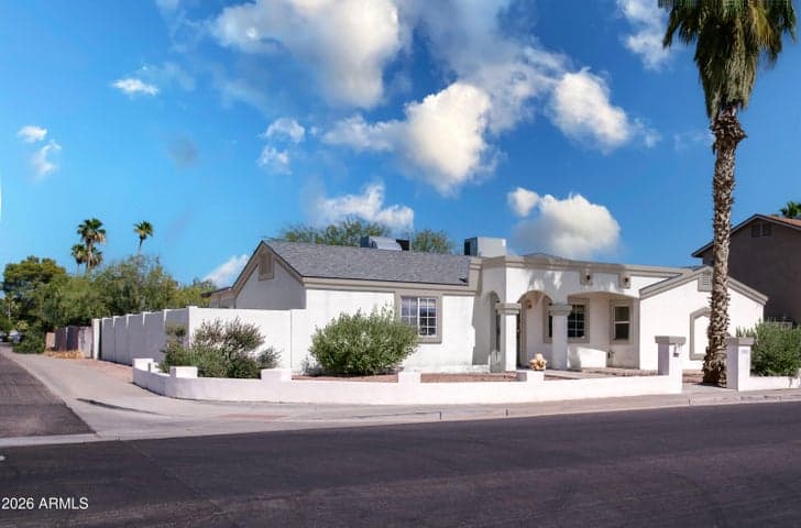 15861 N 20TH Street, Phoenix, AZ
