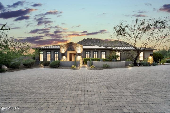 11605 E DESERT HOLLY Drive, Scottsdale, AZ