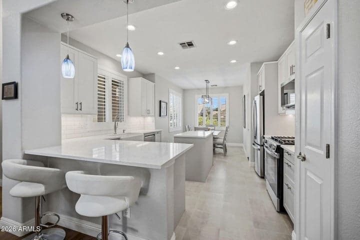 1442 E SHANNON Street, Chandler, AZ