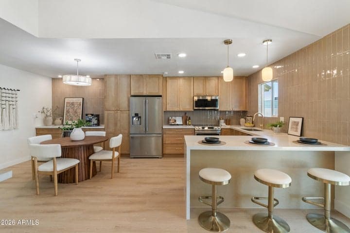 2205 E CATALINA Avenue, Mesa, AZ