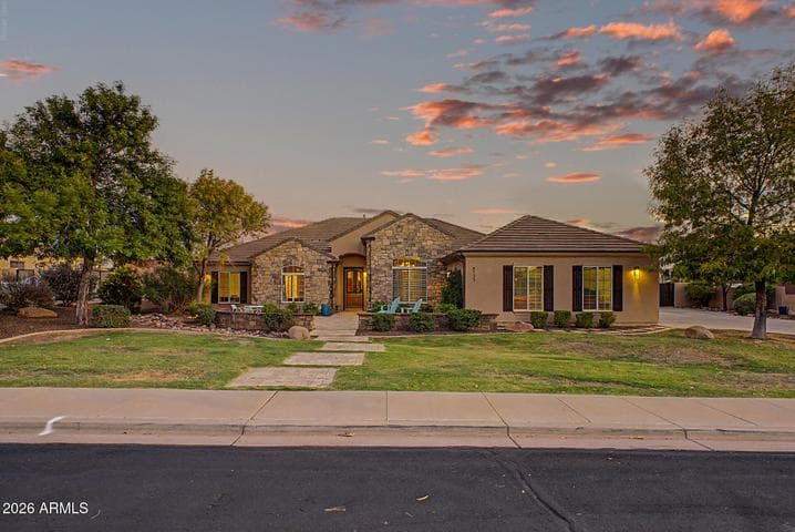 8533 E HALIFAX Circle, Mesa, AZ