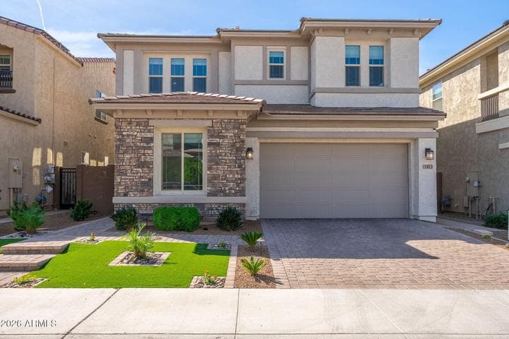 3413 E CREST Lane, Phoenix, AZ