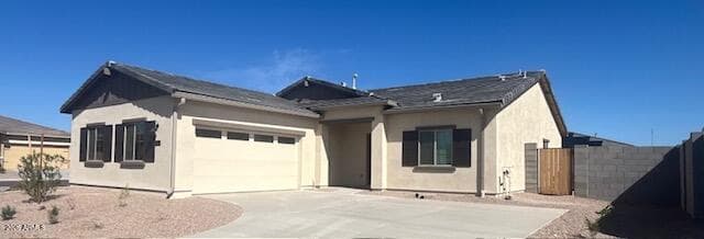 674 W RED HAWK Court, Casa Grande, AZ