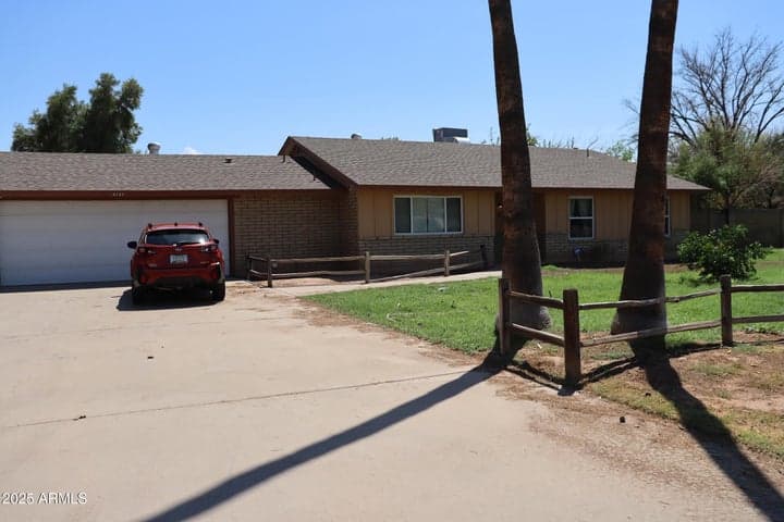 5121 W MCNEIL Street, Laveen, AZ