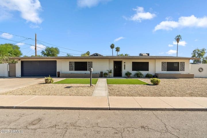 3901 N 19TH Street, Phoenix, AZ