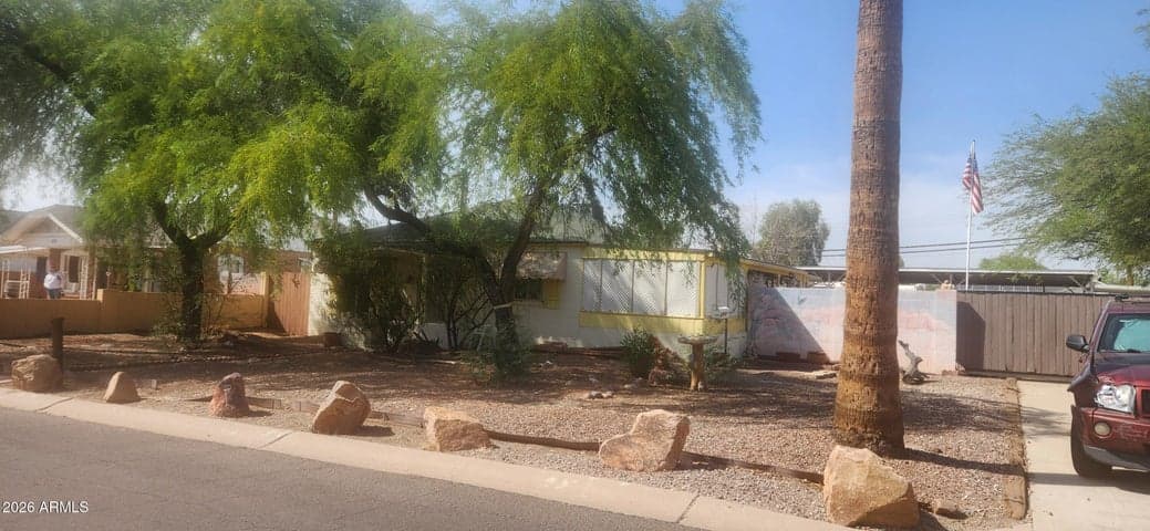 1636 E Glenrosa Avenue, Phoenix, AZ