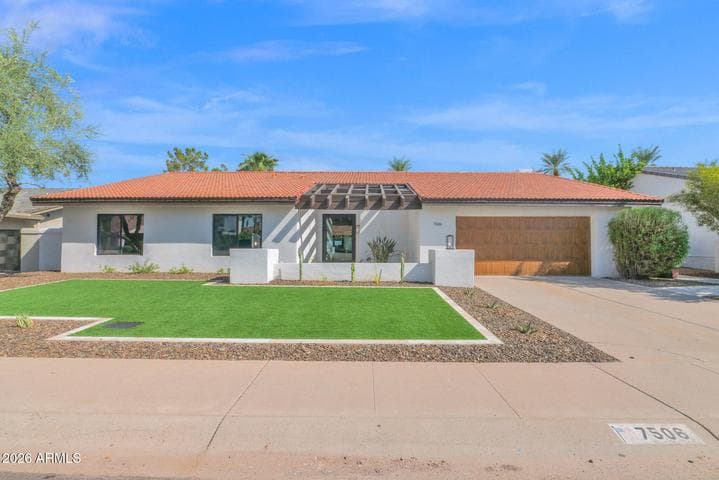 7506 E WOODSAGE Lane, Scottsdale, AZ