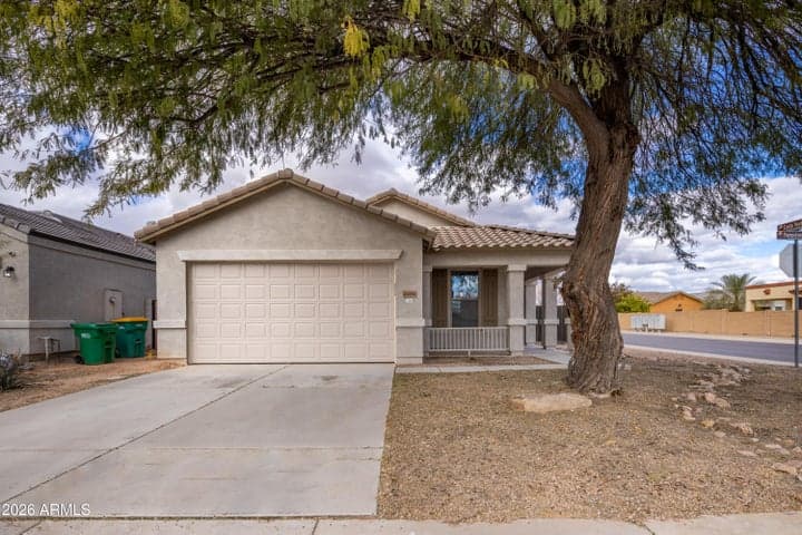 36496 W Pampoloma Avenue, Maricopa, AZ