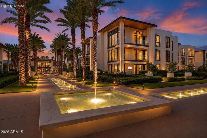 6587 N PALMERAIE Boulevard #1008, Paradise Valley, AZ