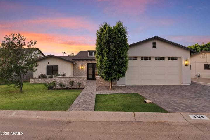 4348 E MITCHELL Drive, Phoenix, AZ