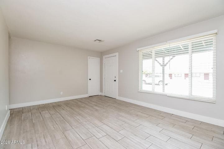 727 W FLINT Street, Chandler, AZ
