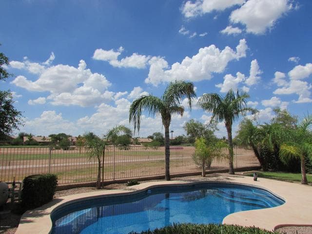 1346 S Palomino Creek Drive, Gilbert, AZ