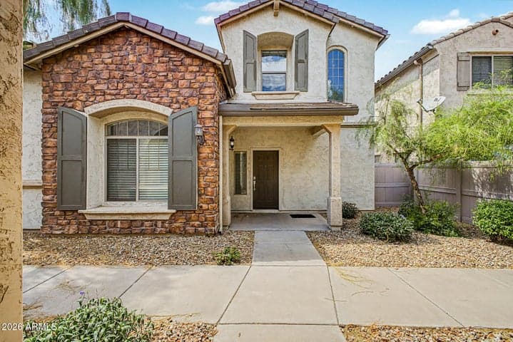 8405 W VERNON Avenue, Phoenix, AZ