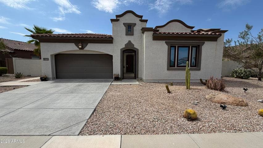18112 W MOUNTAIN SAGE Drive, Goodyear, AZ