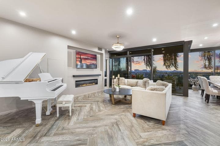 7120 E Kierland Boulevard #915, Scottsdale, AZ