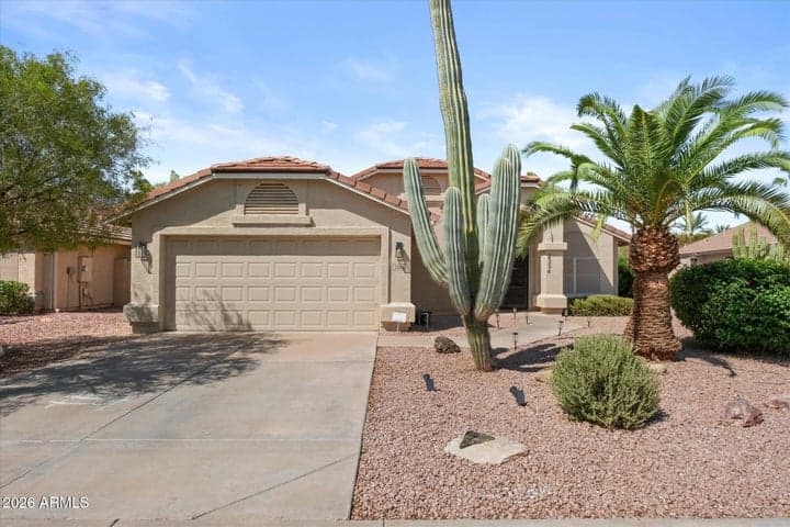 2354 E RAWHIDE Street, Gilbert, AZ