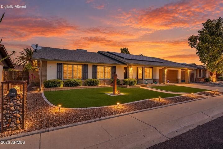 1102 E ROSEMONTE Drive, Phoenix, AZ